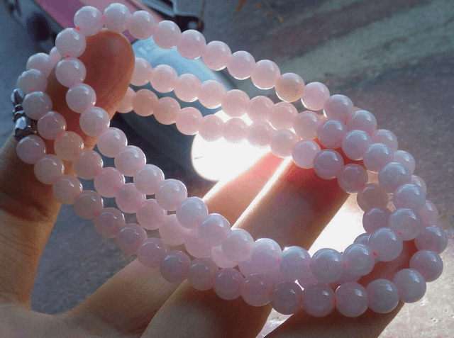 Collier perles de jadéite lavande naturelle certifiée A JADE